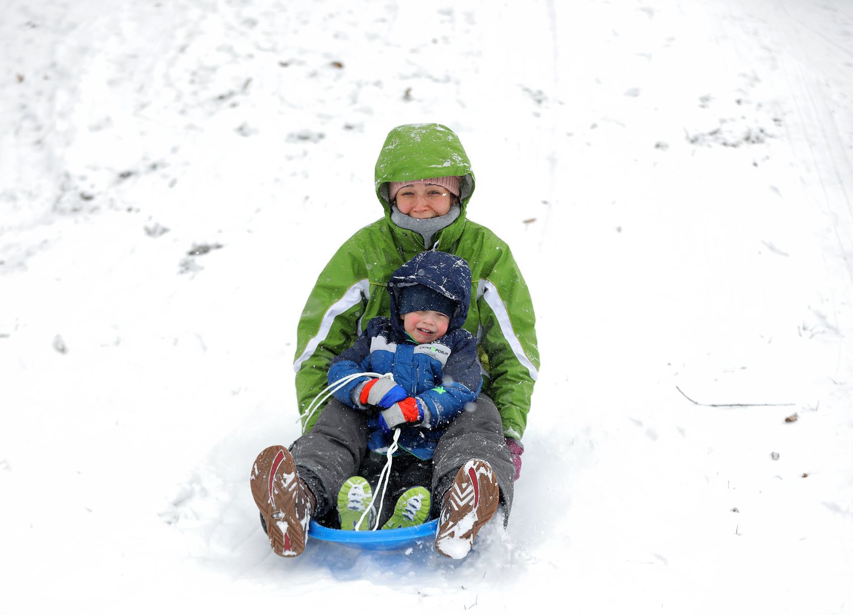 Afternoon snowfall blankets Sunday's blanket